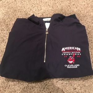 Cleavland Indians Half Zip Up